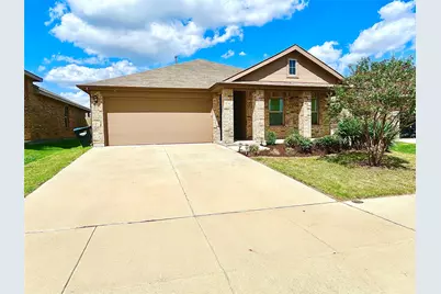 10450 Fort Clark Trail, Crowley, TX 76036 - Photo 2