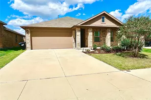 10450 Ft Clark Trl, Crowley, TX 76036 - Photo 2