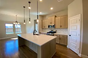 415 Aldred St, Greenville, TX 75401 - Photo 10