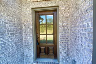 415 Aldred St, Greenville, TX 75401 - Photo 2