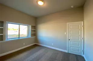 415 Aldred St, Greenville, TX 75401 - Photo 6