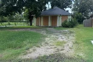 926 S Frances St, Terrell, TX 75160 - Photo 1