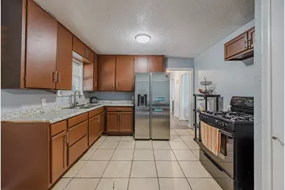 5509 Purington Avenue, Fort Worth, TX 76112 - Photo 8