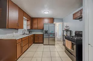 5509 Purington Ave, Fort Worth, TX 76112 - Photo 8