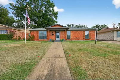 112 S Wood Avenue, Denison, TX 75020 - Photo 1