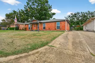 112 S Wood Ave, Denison, TX 75020 - Photo 2