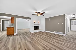 112 S Wood Ave, Denison, TX 75020 - Photo 6