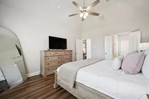 1020 Saffold Trl, McKinney, TX 75071 - Photo 16