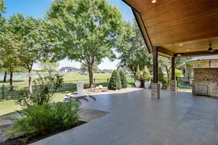 2613 Waters Edge Dr, Granbury, TX 76048 - Photo 38