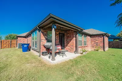1912 Sunflower Drive, Glenn Heights, TX 75154 - Photo 32