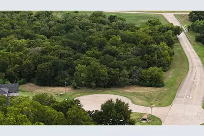 1103 Glen Eagles Drive, Grand Prairie, TX 75104 - Photo 1