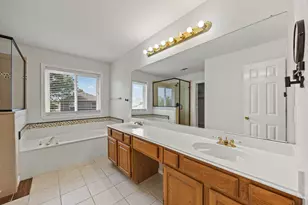 2221 La Costa Dr, Rowlett, TX 75088 - Photo 8