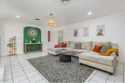 2404 Crestview Circle, Irving, TX 75062 - Photo 8