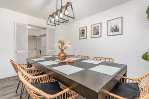 2404 Crestview Cir, Irving, TX 75062 - Photo 12