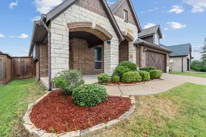 1609 Emerald Tree Place, Aubrey, TX 76227 - Photo 2