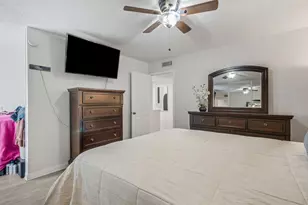 4655 Country Creek Dr, Dallas, TX 75236 - Photo 28