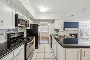 2301 Basil Dr, Arlington, TX 76006 - Photo 12