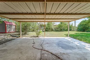 1360 Kaylock St, Stephenville, TX 76401 - Photo 26