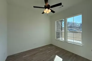 404 Hayden Faith Ct, Springtown, TX 76082 - Photo 6