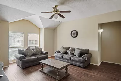 1934 Pin Oak Lane, Lancaster, TX 75146 - Photo 16