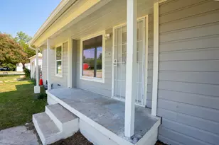 2662 Wilhurt Ave, Dallas, TX 75216 - Photo 2