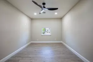 2662 Wilhurt Ave, Dallas, TX 75216 - Photo 6