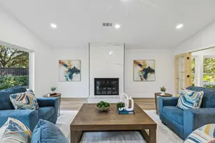 6005 Berry Trail Ct, Dallas, TX 75248 - Photo 2