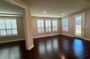 2705 Walnut Creek Ln, The Colony, TX 75056 - Photo 10