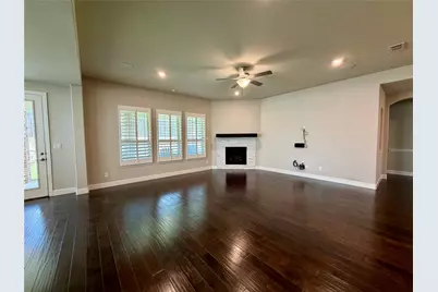 2705 Walnut Creek Lane, The Colony, TX 75056 - Photo 8