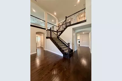 2705 Walnut Creek Lane, The Colony, TX 75056 - Photo 2