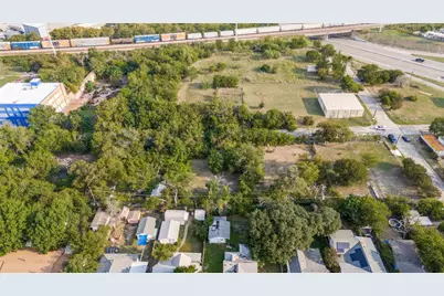 1632 E Broadway Avenue, Fort Worth, TX 76104 - Photo 1