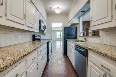 7434 Wellcrest Drive, Dallas, TX 75230 - Photo 8