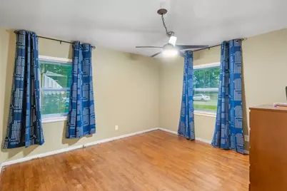 310 Larry Drive, Irving, TX 75060 - Photo 14
