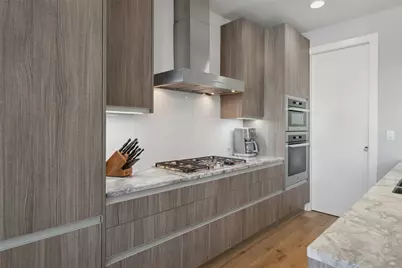 3130 N Harwood Street #905, Dallas, TX 75201 - Photo 4