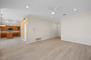 1110 Springhill St, Waco, TX 76705 - Photo 4