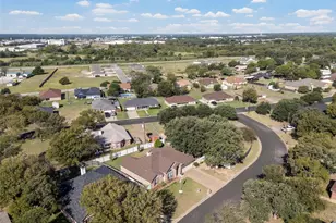 1110 Springhill St, Waco, TX 76705 - Photo 34