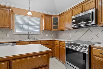 1110 Springhill Street, Waco, TX 76705 - Photo 8