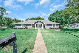 4510 Sunset St, Greenville, TX 75401 - Photo 2