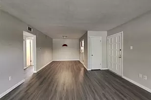 5105 Skillman St, Dallas, TX 75206 - Photo 2