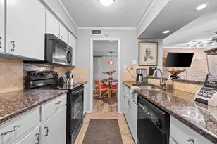 5924 Birchbrook Dr, Dallas, TX 75206 - Photo 18