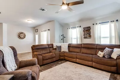 4824 Feltleaf Avenue, Fort Worth, TX 76036 - Photo 8