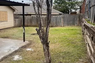 4443 Falls Dr, Dallas, TX 75211 - Photo 12