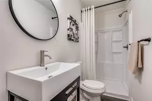 811 S 18th St, Corsicana, TX 75110 - Photo 12