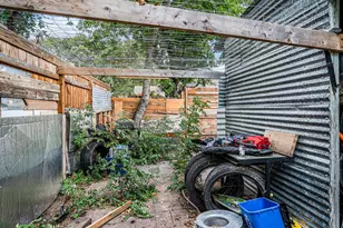 4501 Parrish Rd, Haltom City, TX 76117 - Photo 10