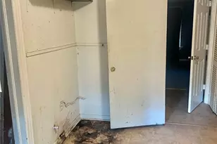 1016 N Howeth St, Gainesville, TX 76240 - Photo 6