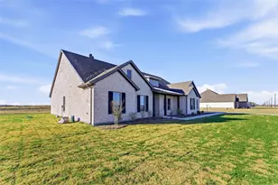 2020 Co Rd 200, Valley View, TX 76272 - Photo 4