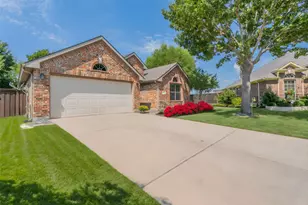 100 Lansdale Dr, McKinney, TX 75072 - Photo 2