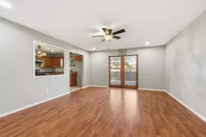 743 Idlewilde Drive, Lewisville, TX 75067 - Photo 6