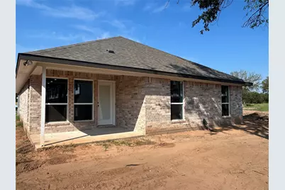 412 Conway Street, Lacy Lakeview, TX 76705 - Photo 2