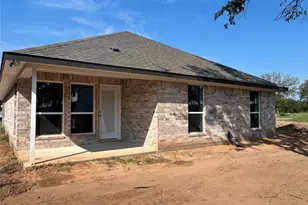 412 Conway St, Lacy Lakeview, TX 76705 - Photo 2